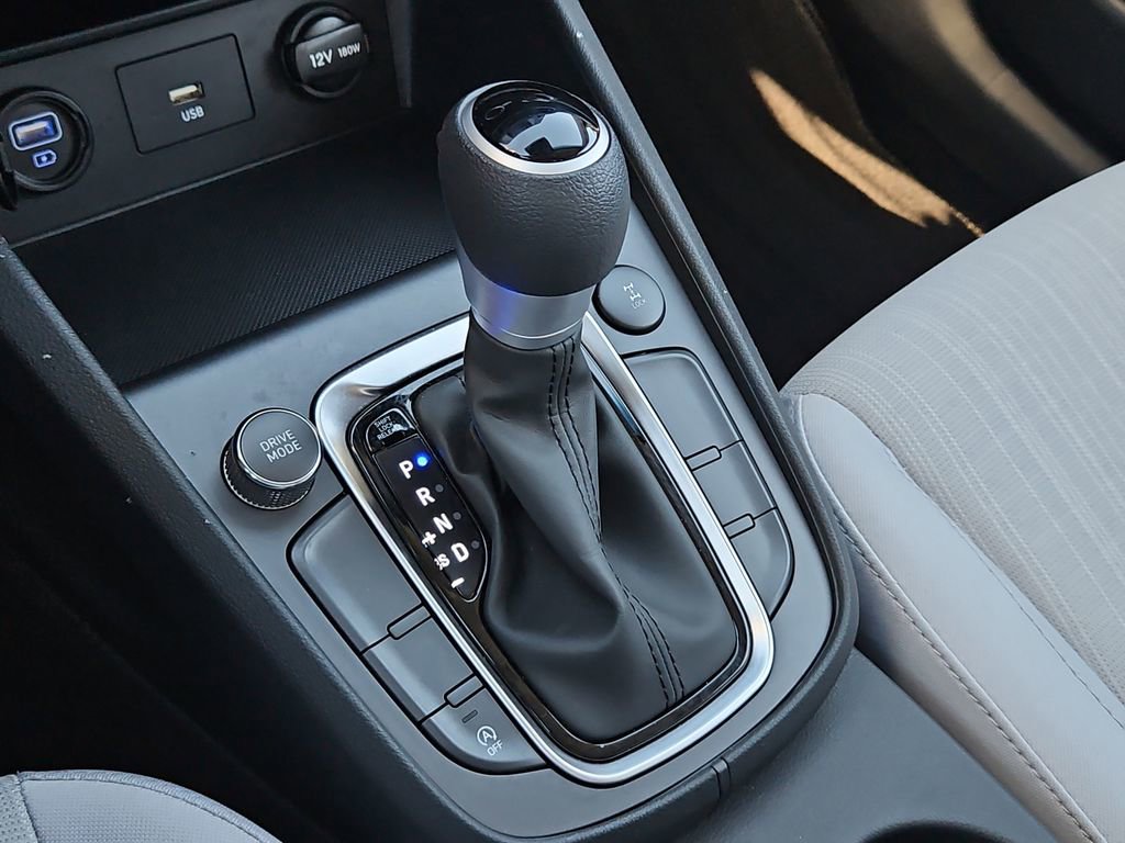 Used 2023 Hyundai Kona SEL image 24