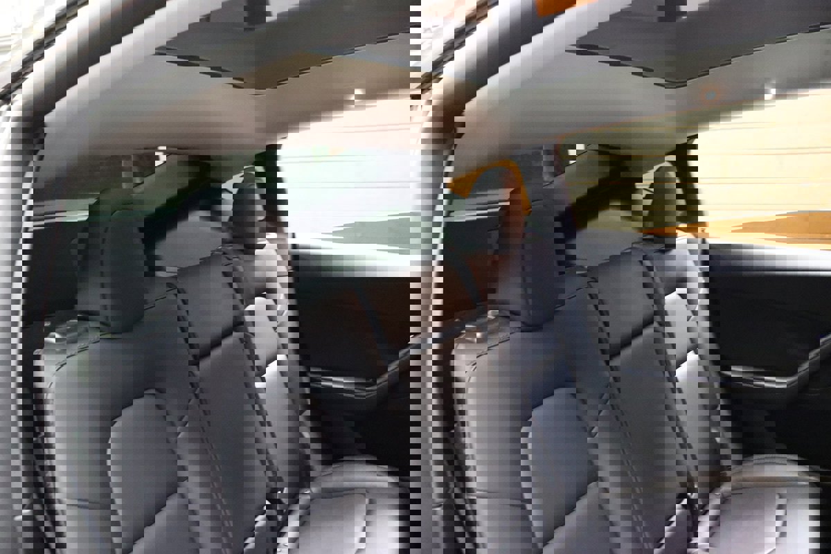 Used 2023 Tesla Model Y Long Range image 31