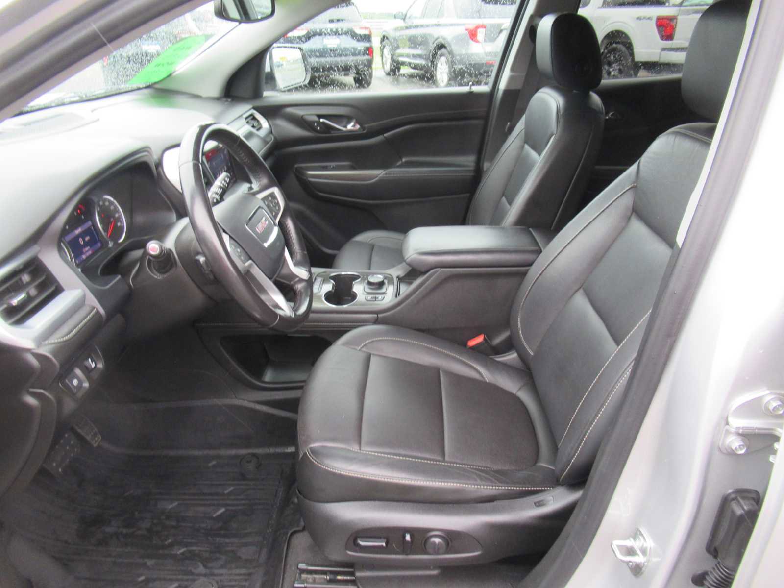 Used 2018 GMC Acadia SLE FWD image 25