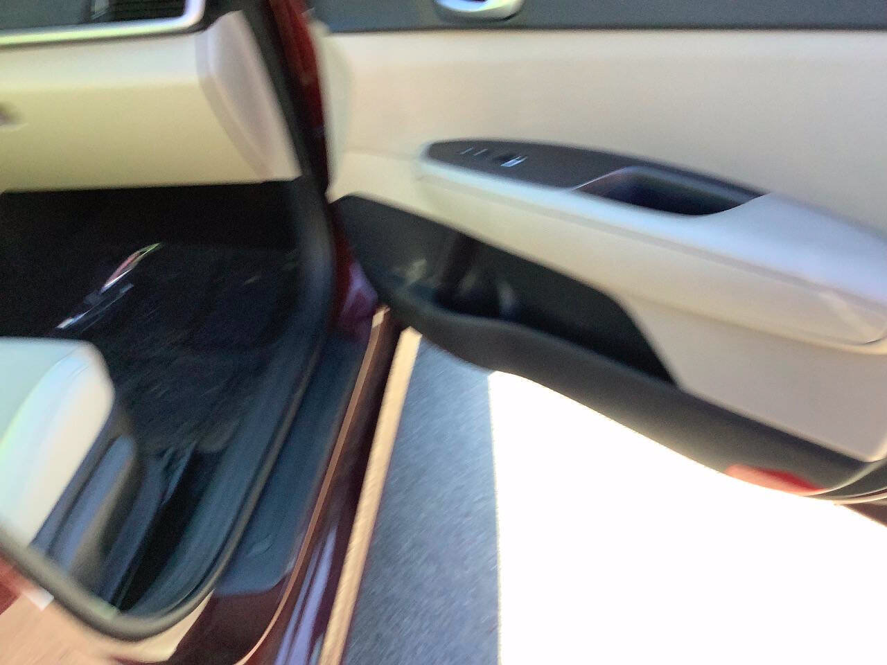 Used 2016 Kia Optima LX w/ Technology Package FWD image 30