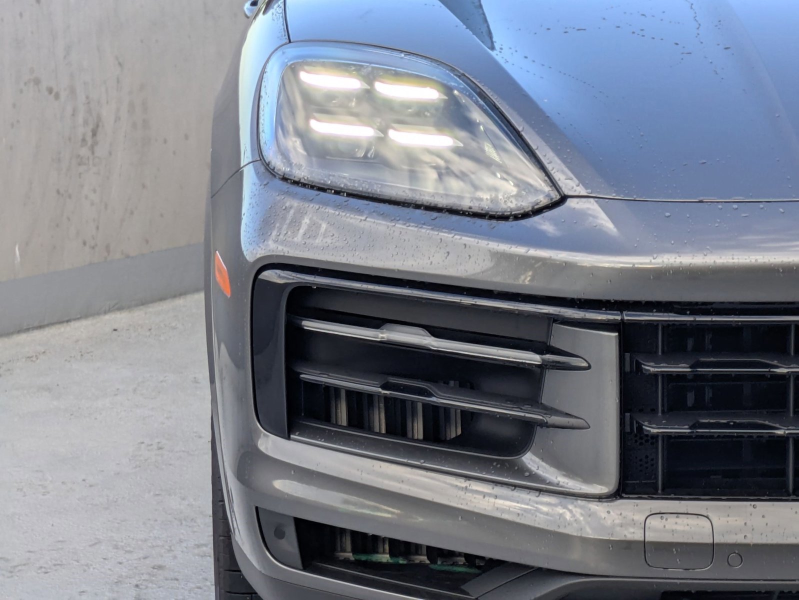 New 2025 Porsche Cayenne S image 12