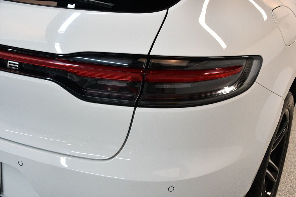 Used 2020 Porsche Macan S AWD/4WD image 15