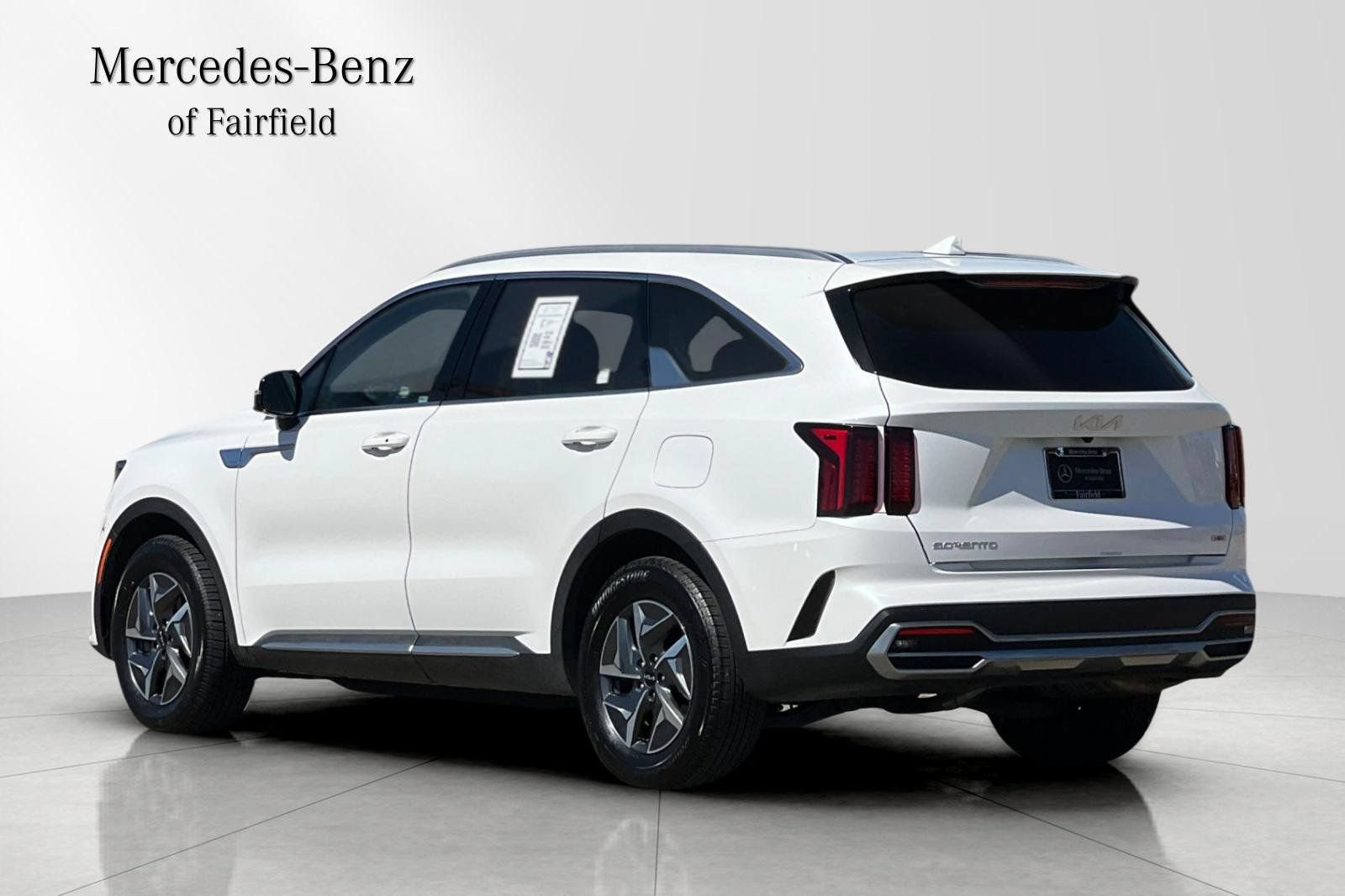 Used 2023 Kia Sorento EX w/ Panoramic Sunroof Package FWD image 6