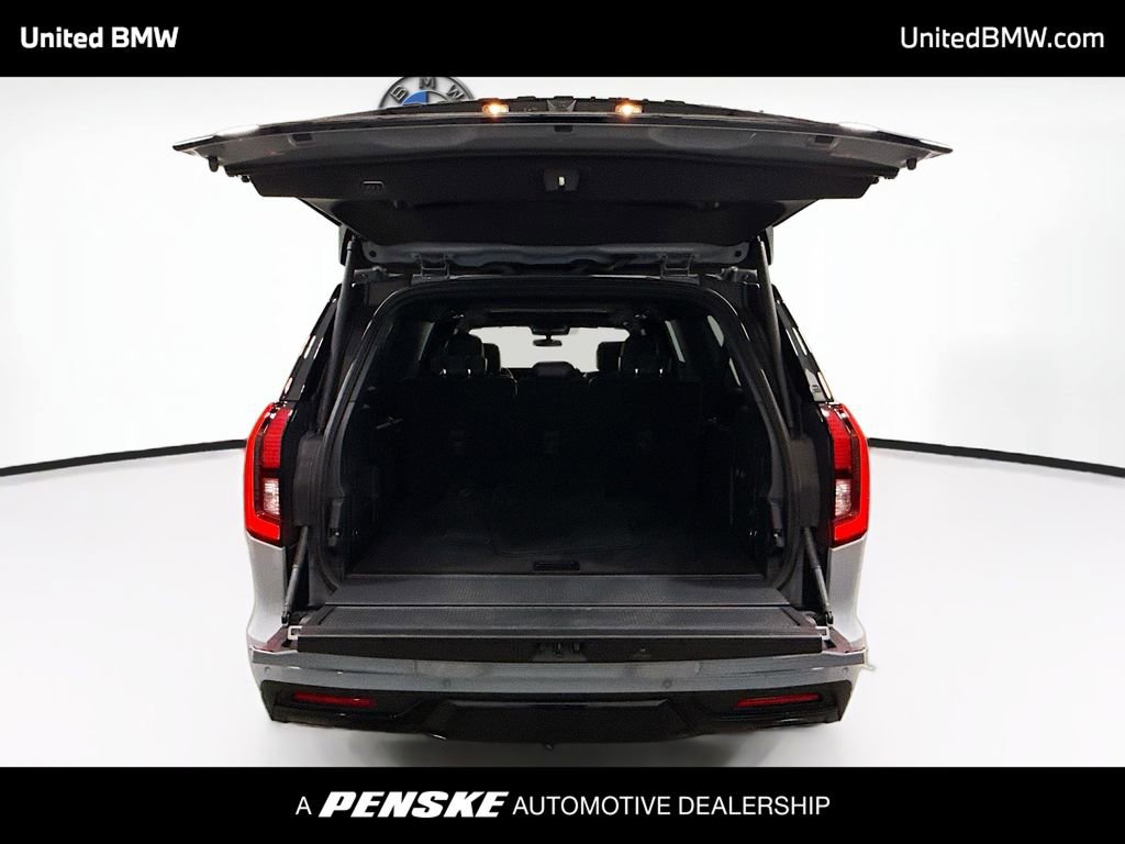 Used 2025 Ford Expedition Max Platinum w/ Stealth Performance Package AWD/4WD image 14