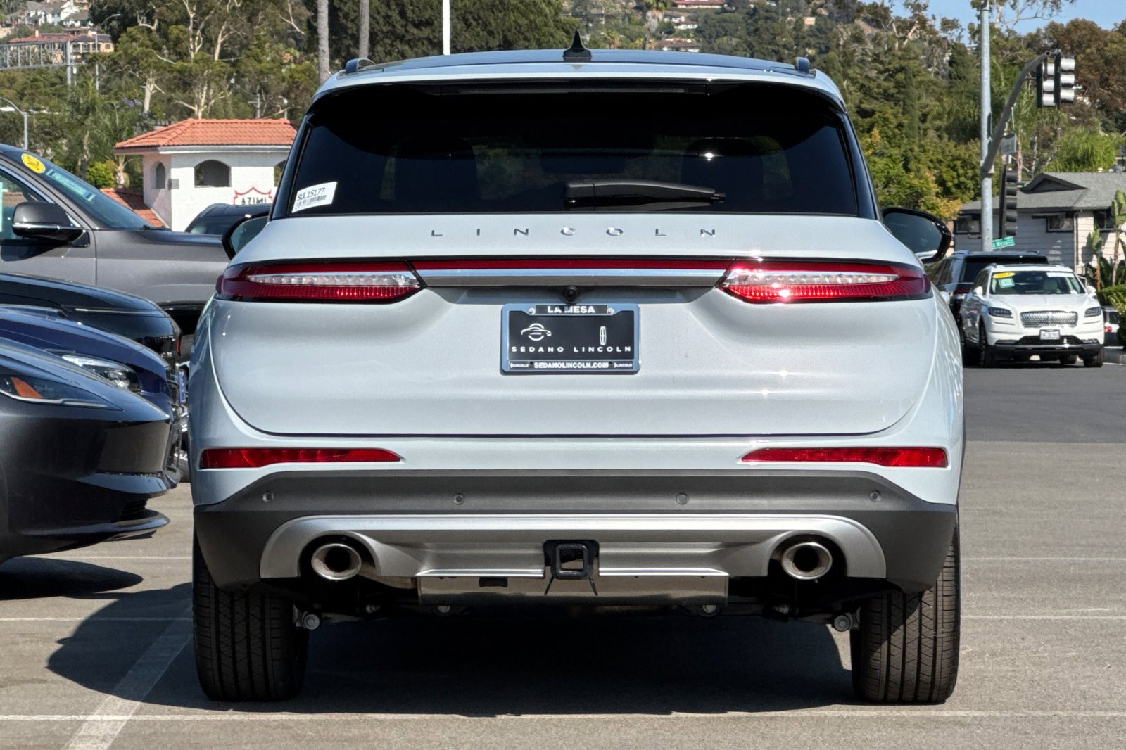 New 2025 Lincoln Corsair Reserve w/ Equipment Group 202A image 4