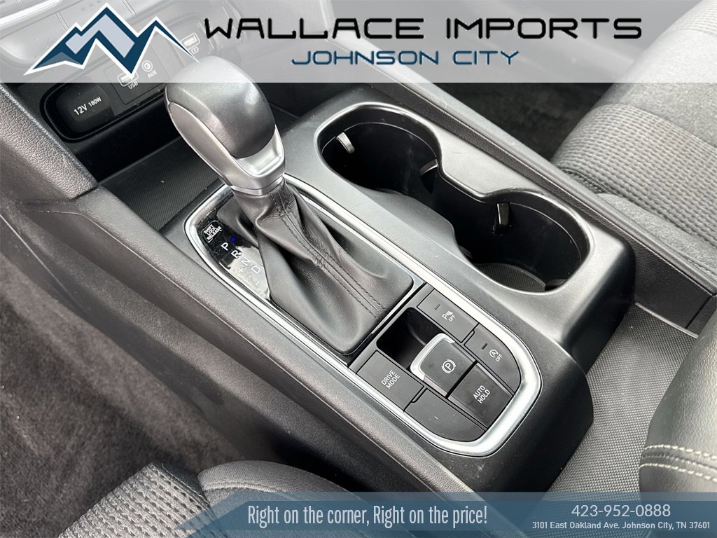 Used 2019 Hyundai Santa Fe SEL image 16