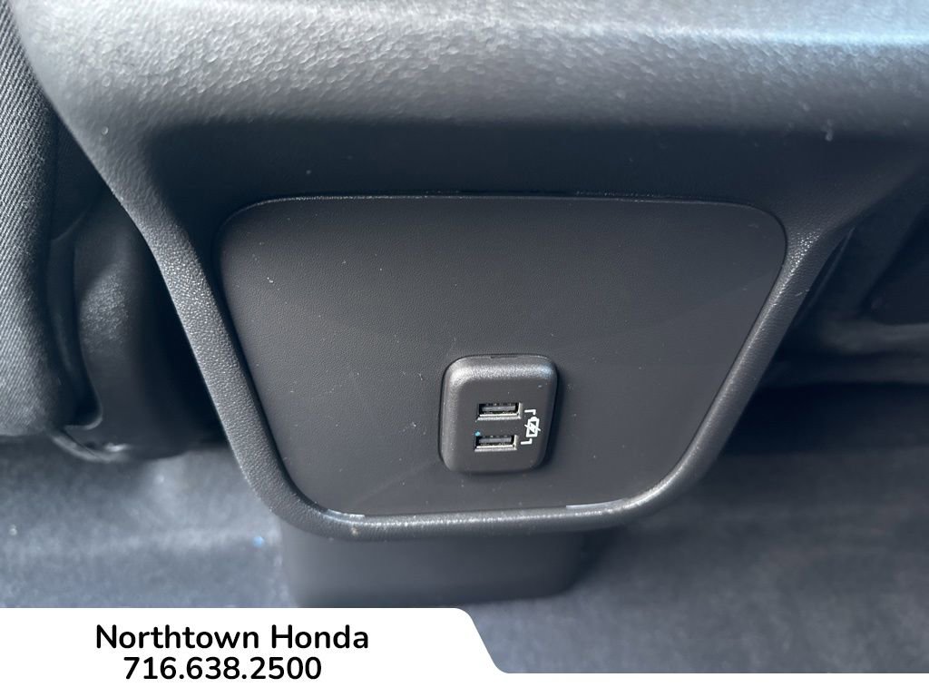 Used 2021 GMC Terrain SLE w/ Driver Convenience Package AWD/4WD image 21