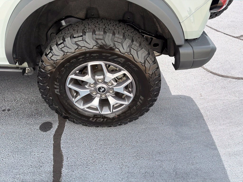 Used 2024 Ford Bronco Badlands AWD/4WD image 16