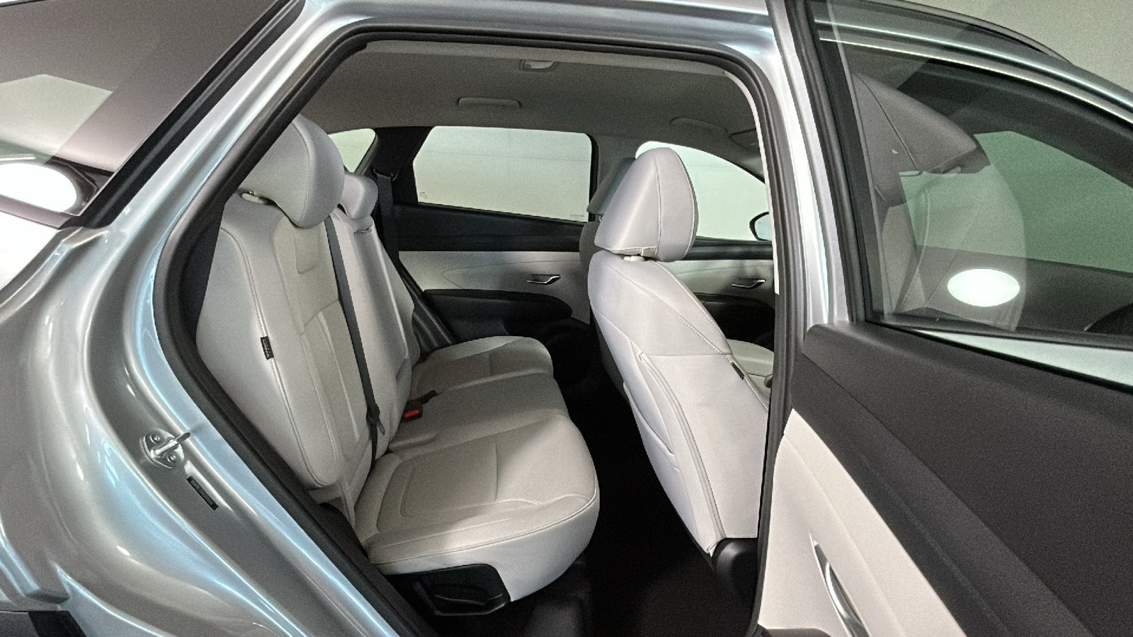 Used 2025 Hyundai Tucson SEL AWD/4WD image 36