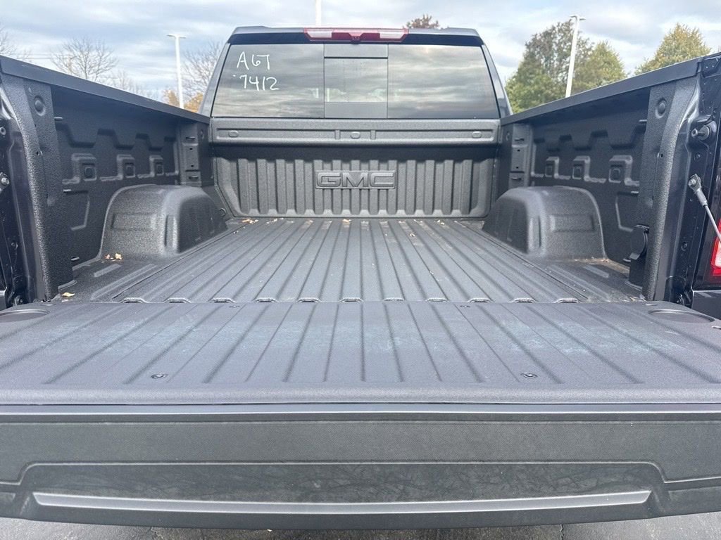 New 2026 GMC Sierra 1500 Elevation w/ Elevation Premium Package image 14