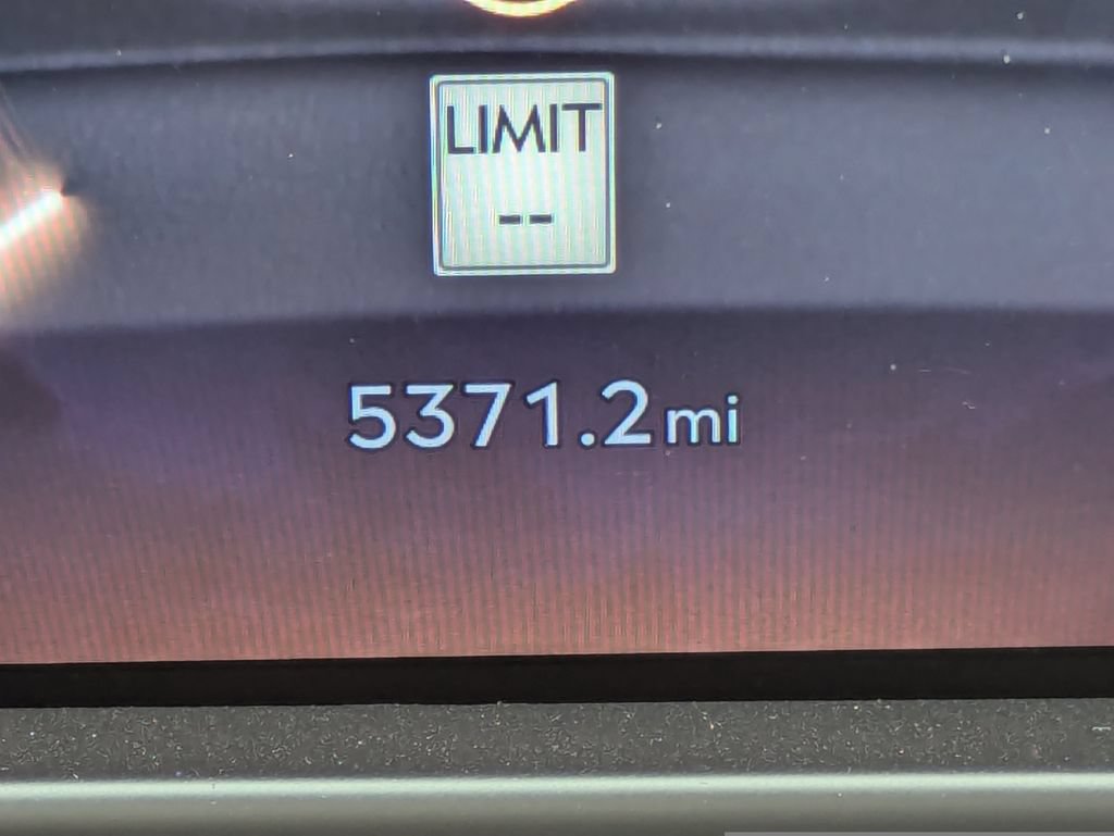 Certified 2025 Lincoln Aviator Reserve RWD image 28