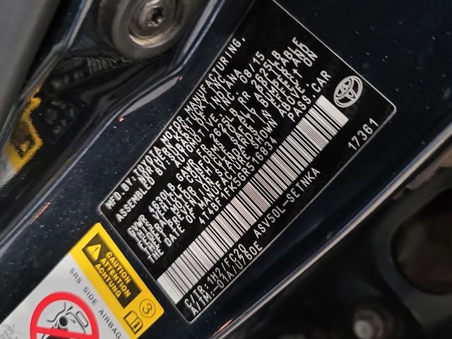 Used 2016 Toyota Camry LE image 29