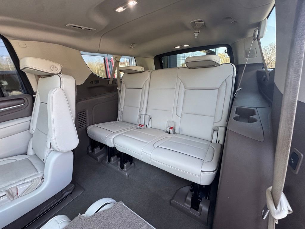 Used 2021 GMC Yukon XL Denali w/ Denali Ultimate Package RWD image 31