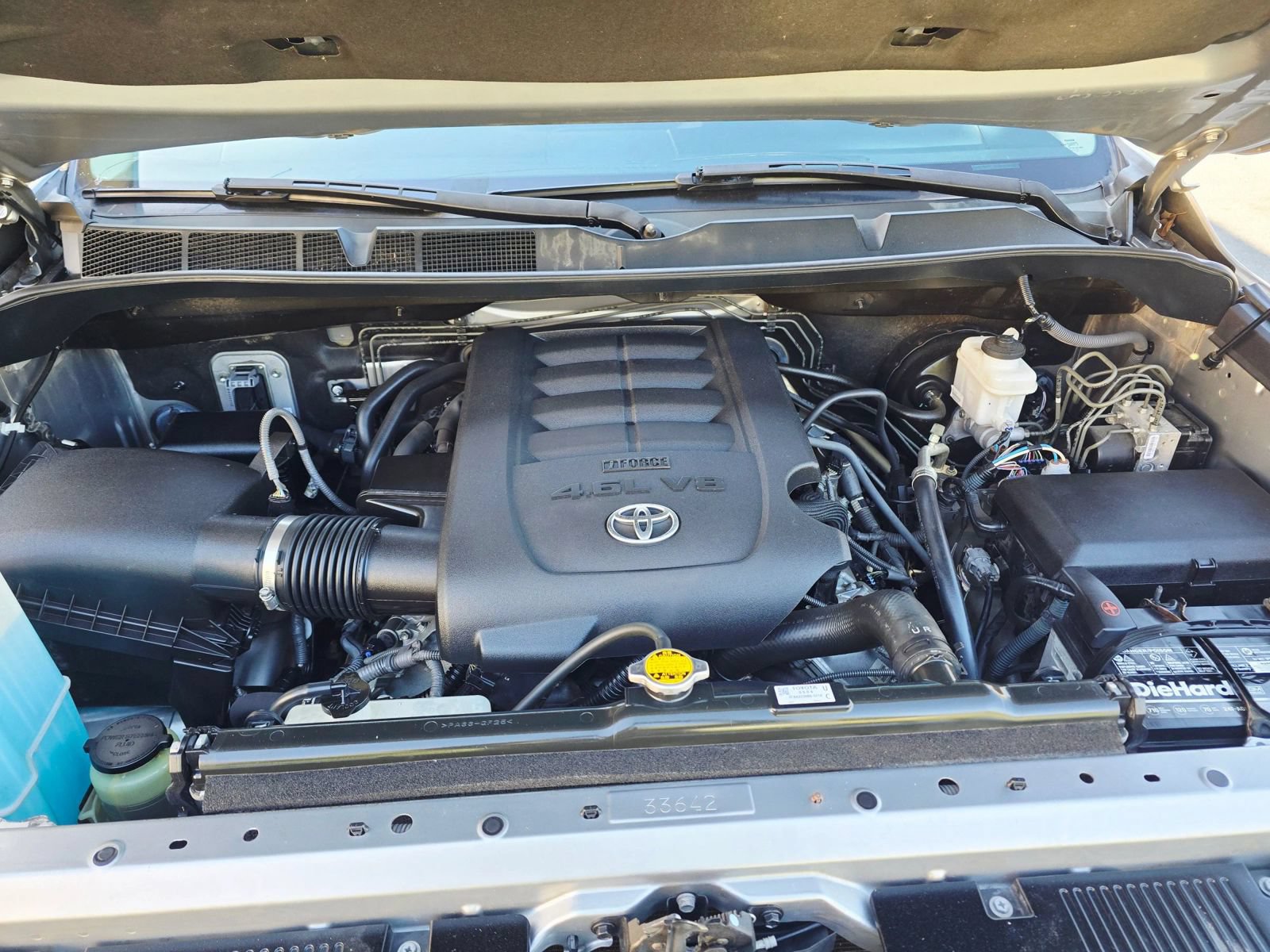 Used 2017 Toyota Tundra SR5 w/ SR5 Upgrade Package RWD image 46