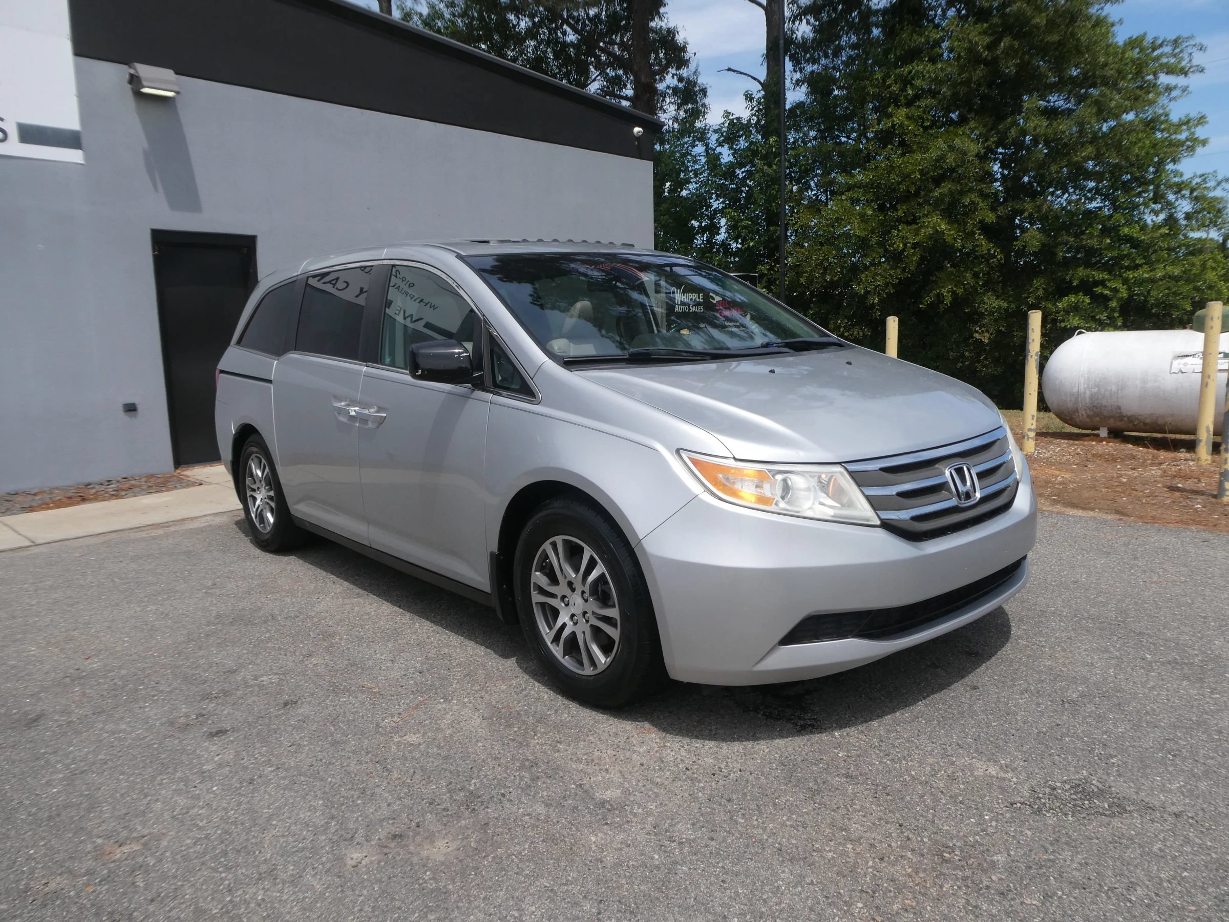 Used 2011 Honda Odyssey EX-L image 3
