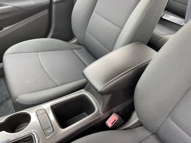 Used 2017 Chevrolet Cruze LT w/ Convenience Package FWD image 20