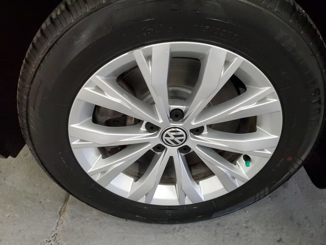 Used 2019 Volkswagen Tiguan S w/ 3rd Row Seat Package AWD/4WD image 28