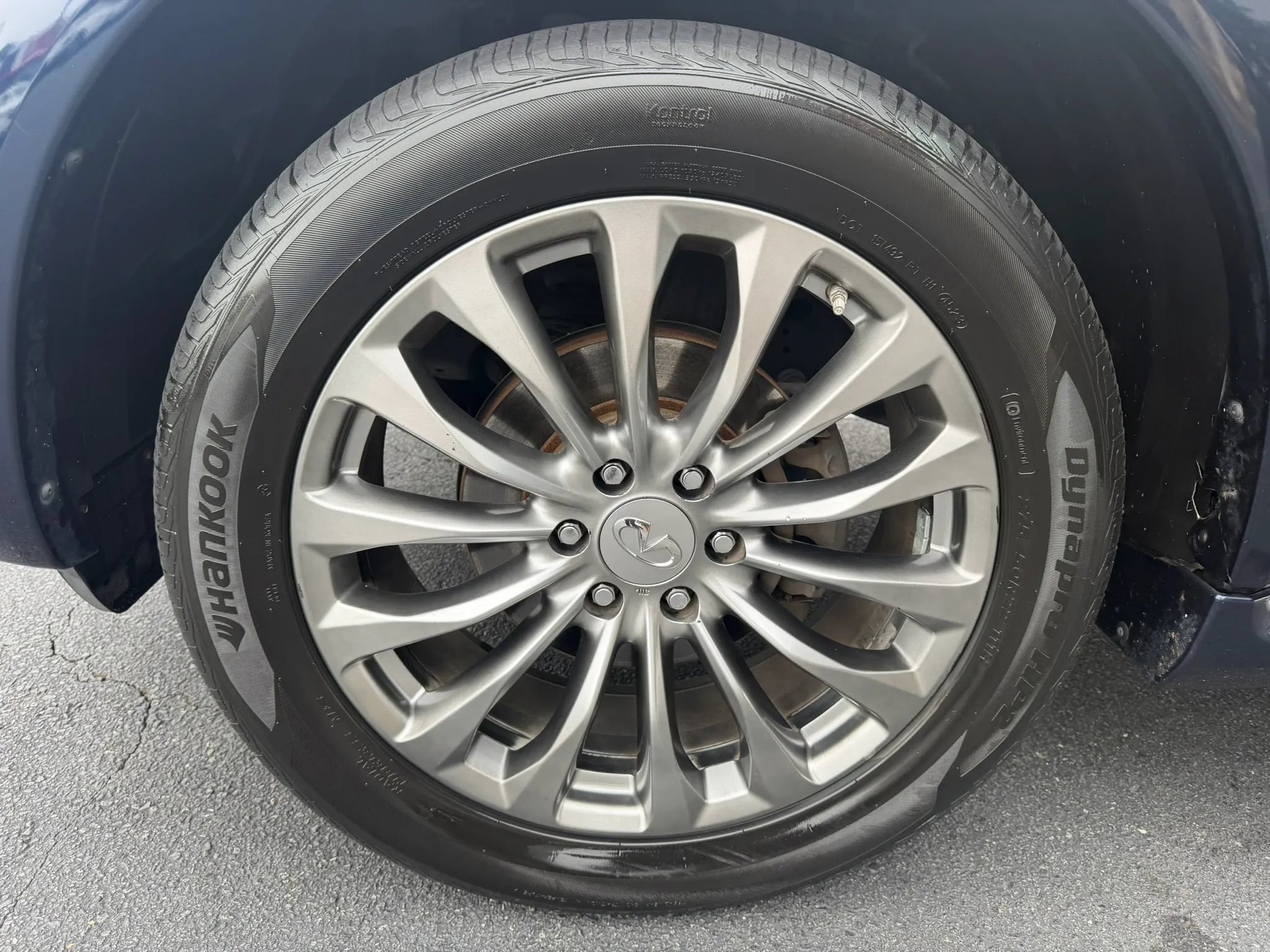 Used 2017 INFINITI QX80 2WD w/ Driver Assistance Package image 34