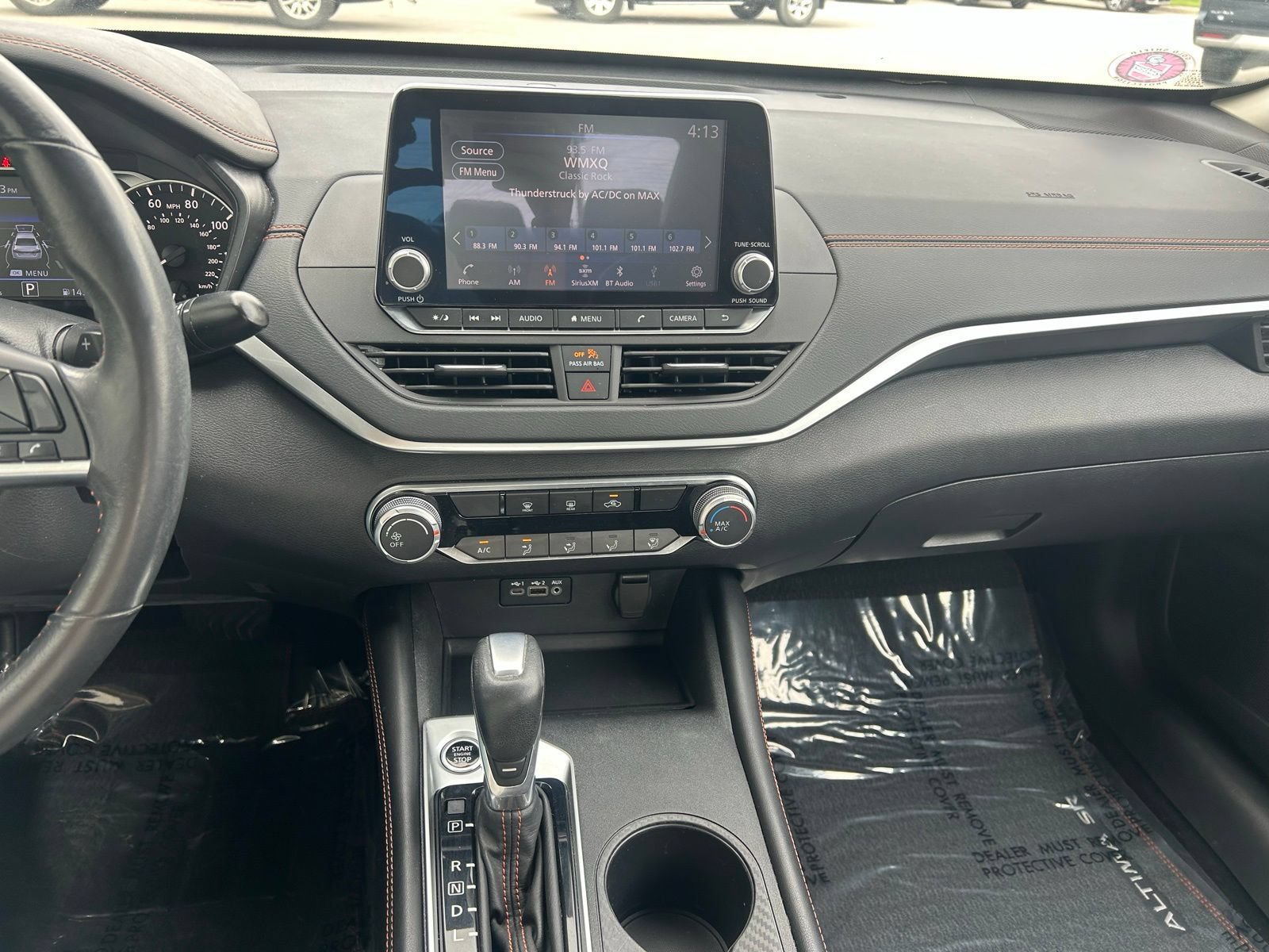 Used 2022 Nissan Altima 2.5 SR AWD/4WD image 16