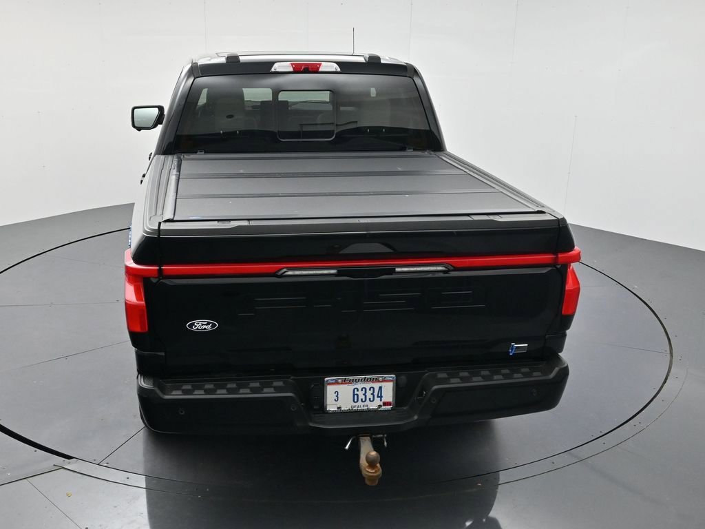 Used 2024 Ford F150 Lightning Platinum AWD/4WD image 39