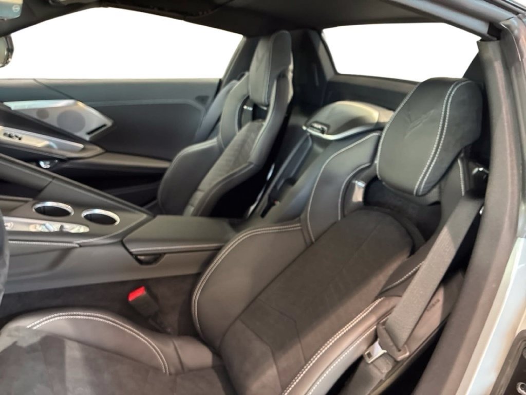 New 2027 Chevrolet Corvette Stingray Convertible w/ Z51 Performance Package RWD image 30