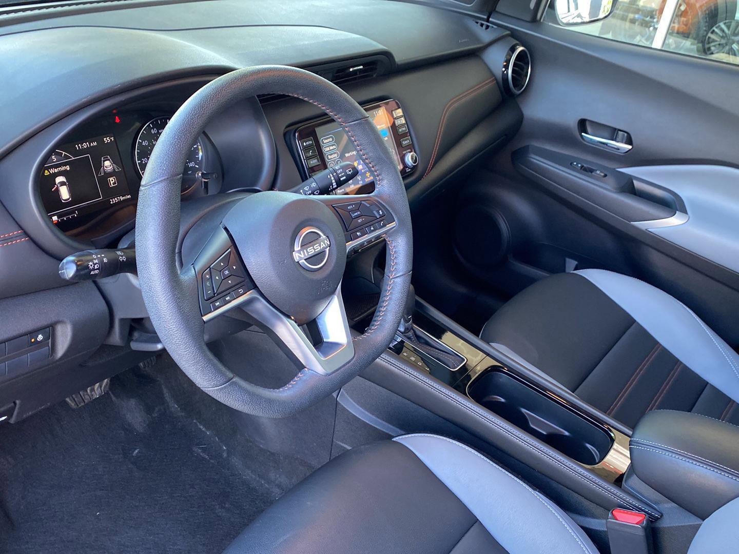 Certified 2023 Nissan Kicks SR w/ SR Premium Package FWD image 17
