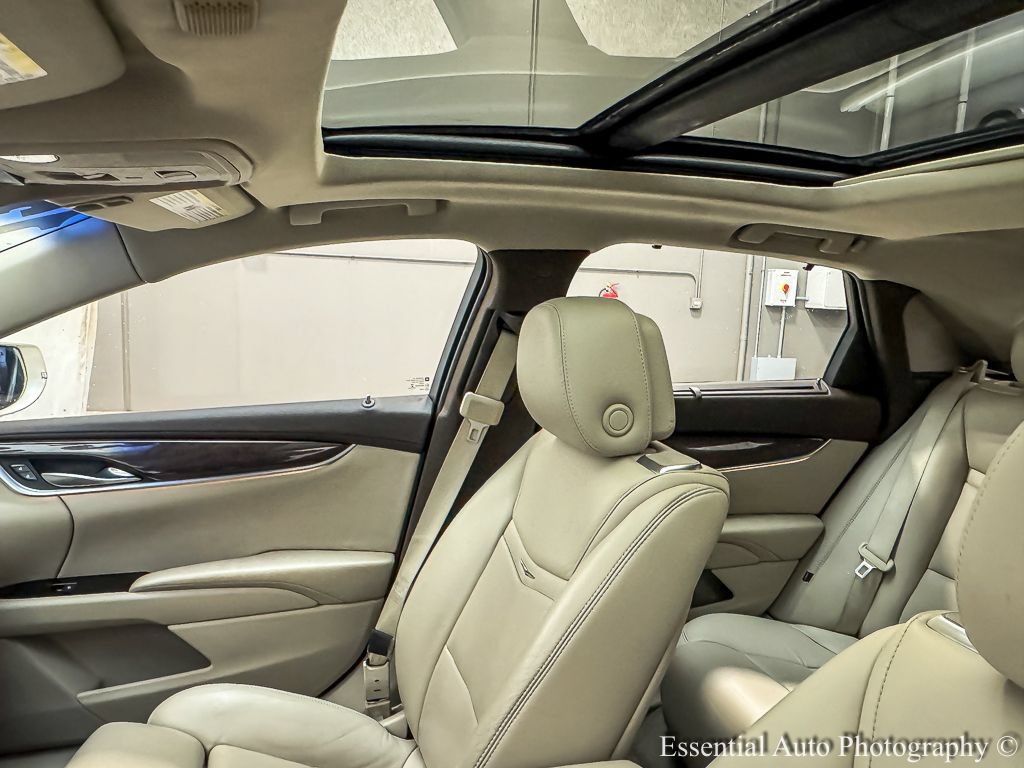 Used 2013 Cadillac XTS Premium AWD/4WD image 11