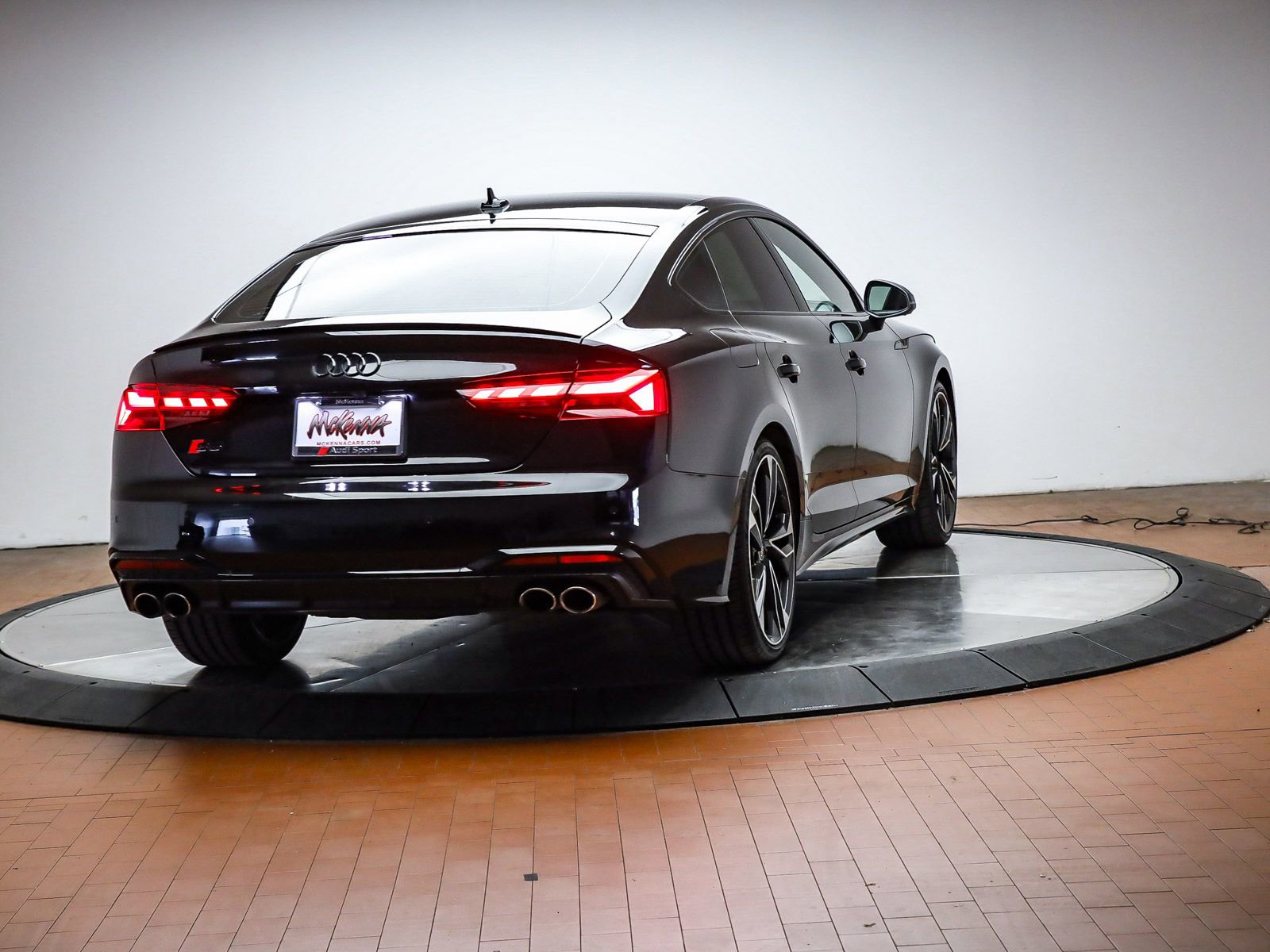 Used 2022 Audi S5 Premium Plus w/ Premium Plus Package image 4