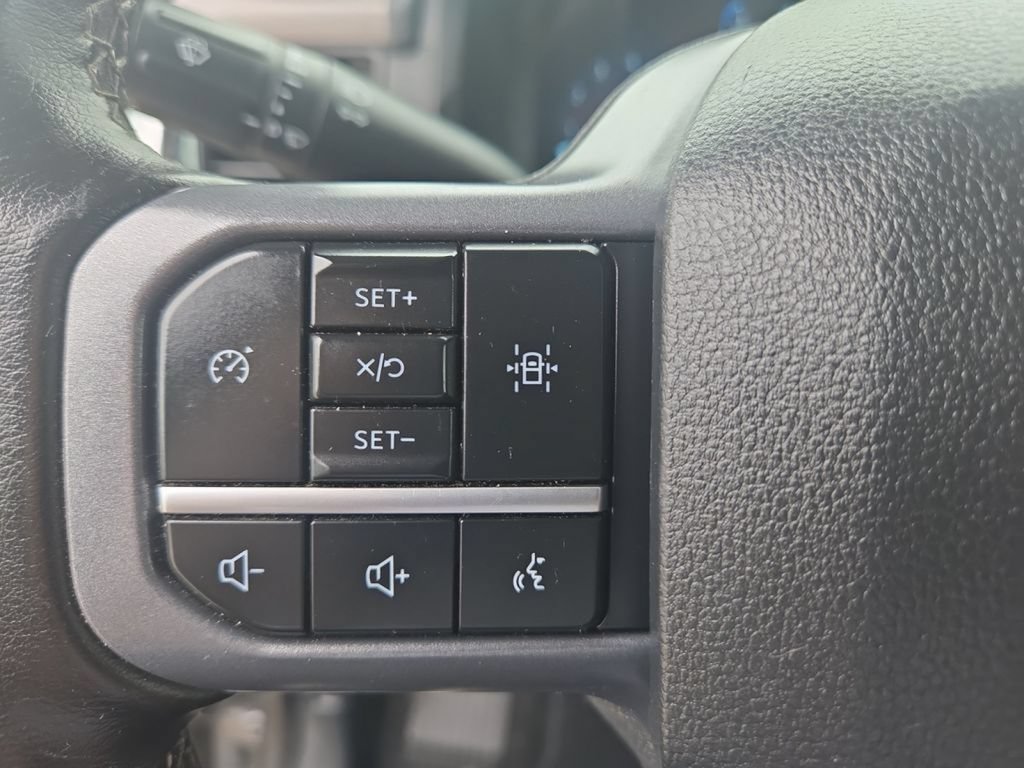 Used 2025 Ford F150 XLT w/ Equipment Group 301A Standard AWD/4WD image 17