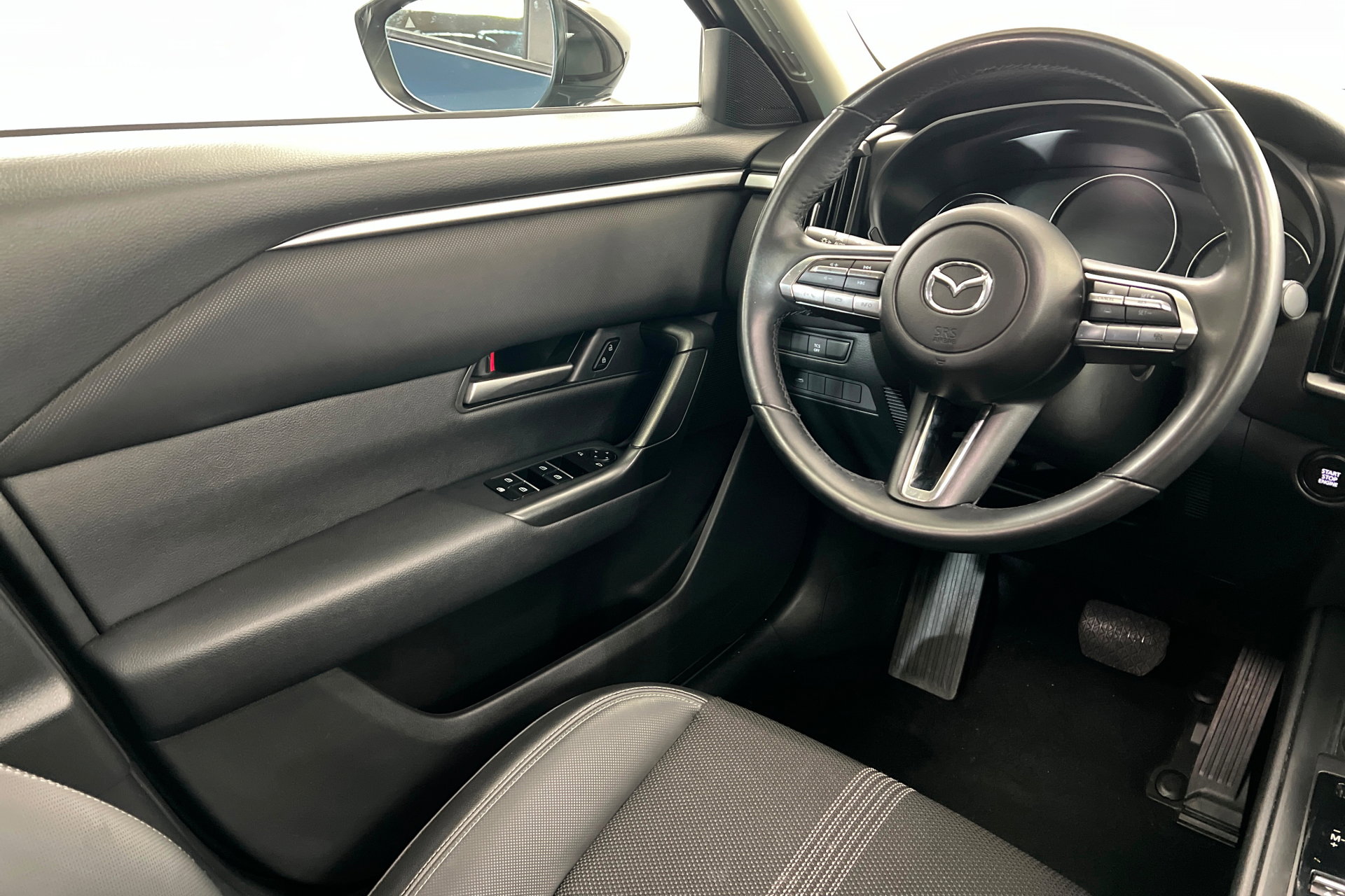 Used 2025 MAZDA CX-50 AWD 2.5 S w/ Preferred Package image 11