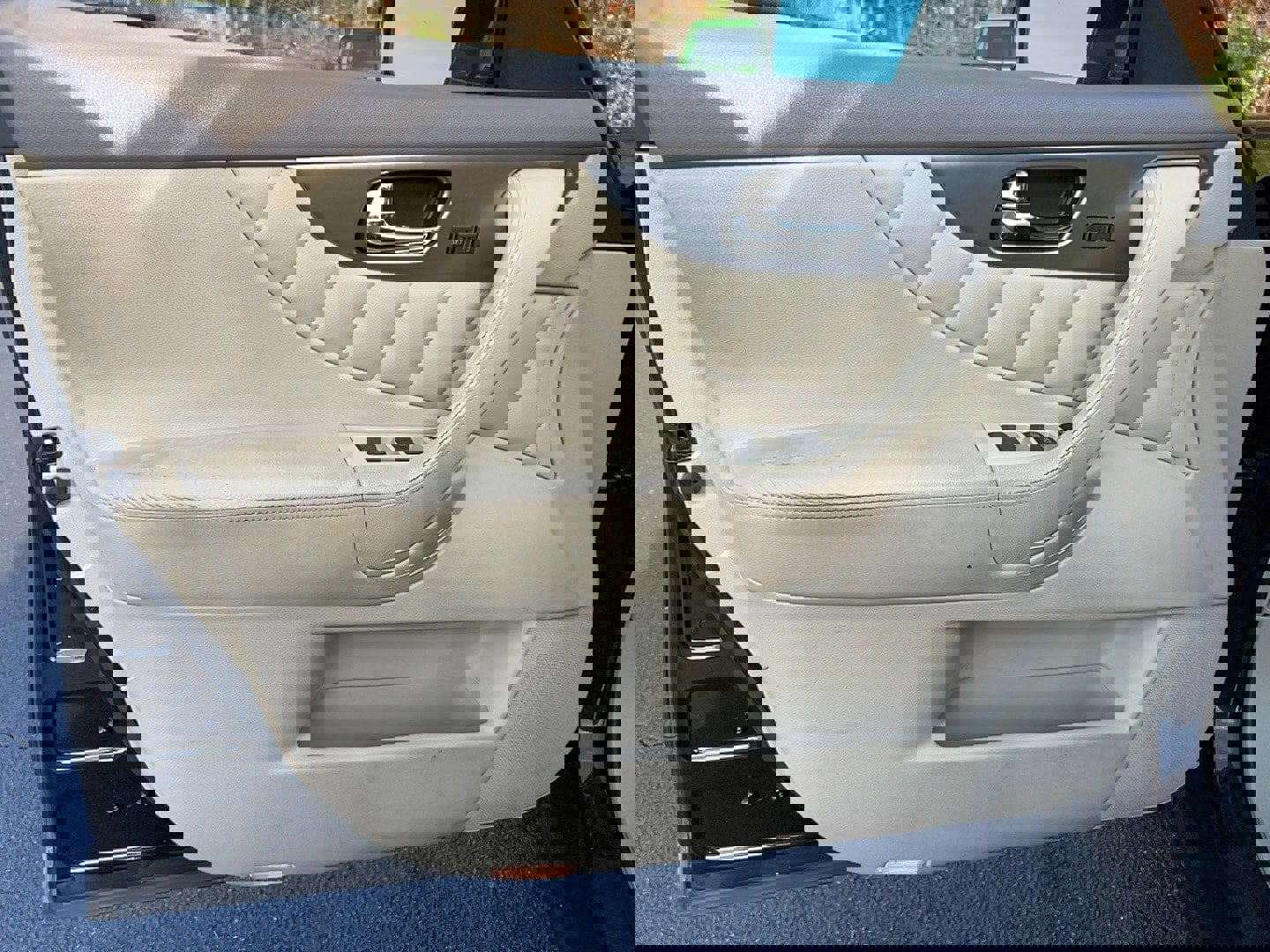 Used 2013 INFINITI FX37 AWD w/ Premium Pkg image 12