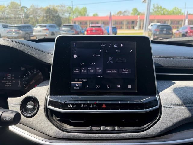 Used 2025 Jeep Compass Sport image 18