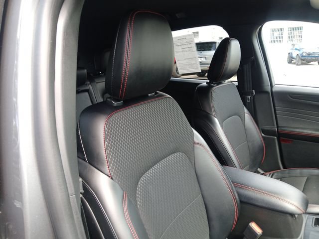 Used 2024 Ford Escape ST-Line w/ Tech Pack #1 AWD/4WD image 48