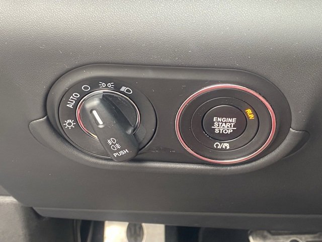 Used 2019 Maserati Levante GTS image 36