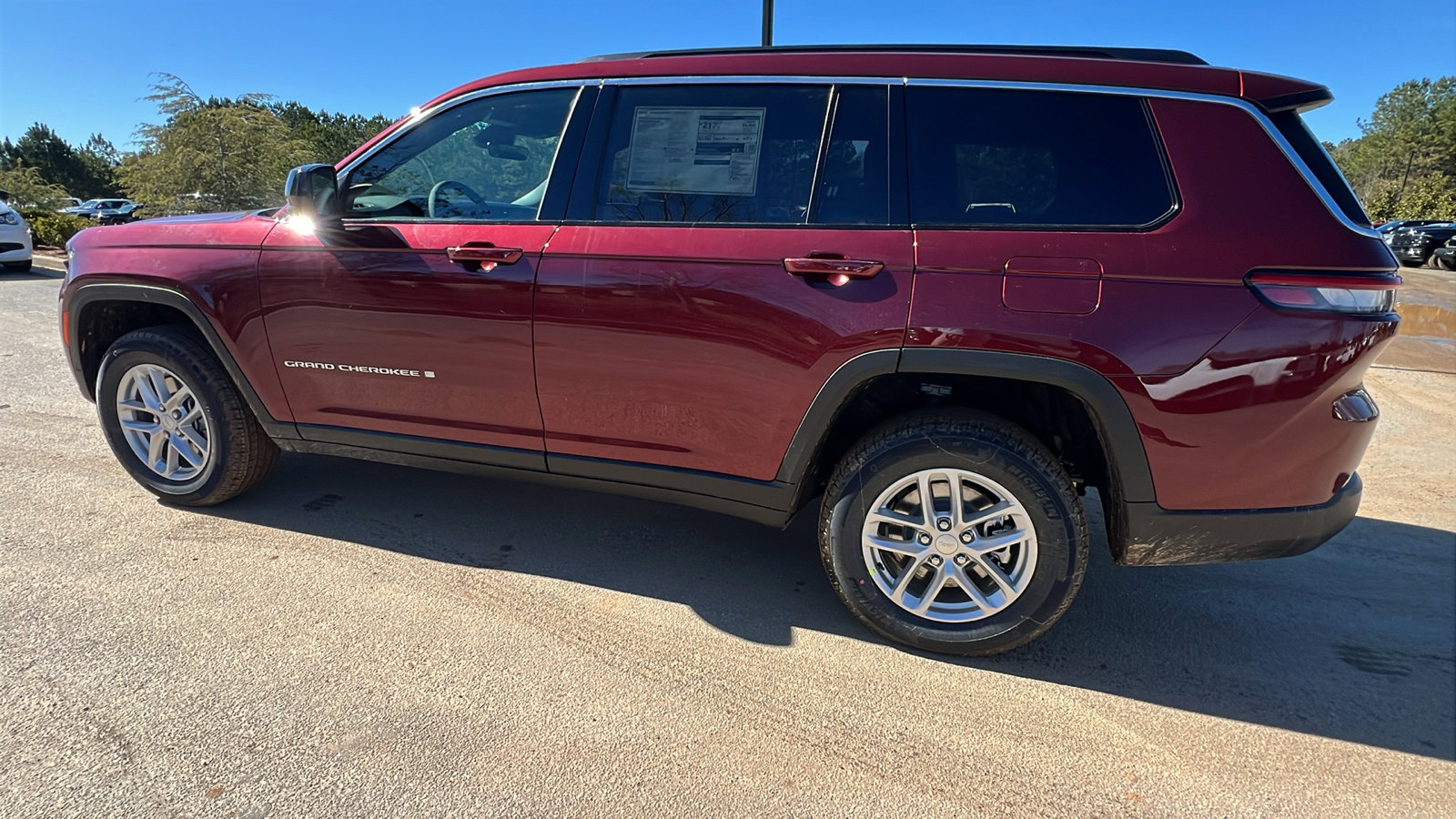 New 2026 Jeep Grand Cherokee L Laredo RWD image 11