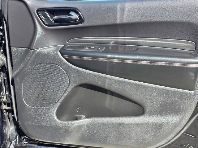 Certified 2025 Dodge Durango GT image 25