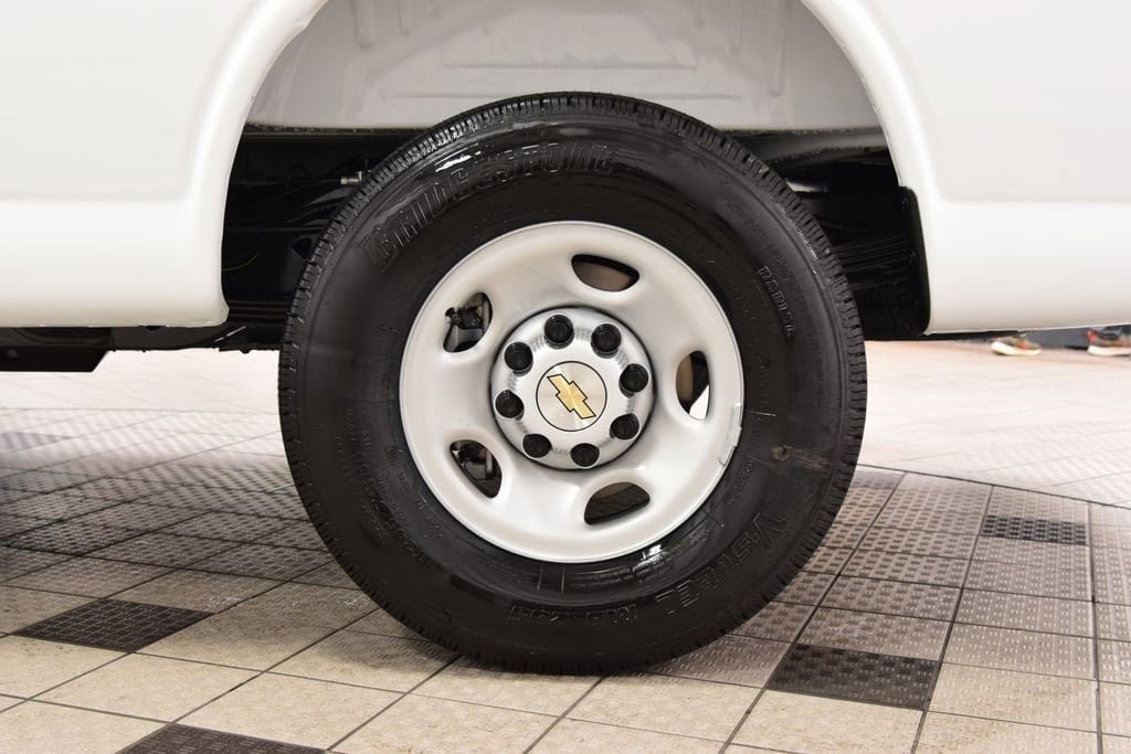 New 2026 Chevrolet Express 3500 Extended w/ Driver Convenience Package RWD image 17