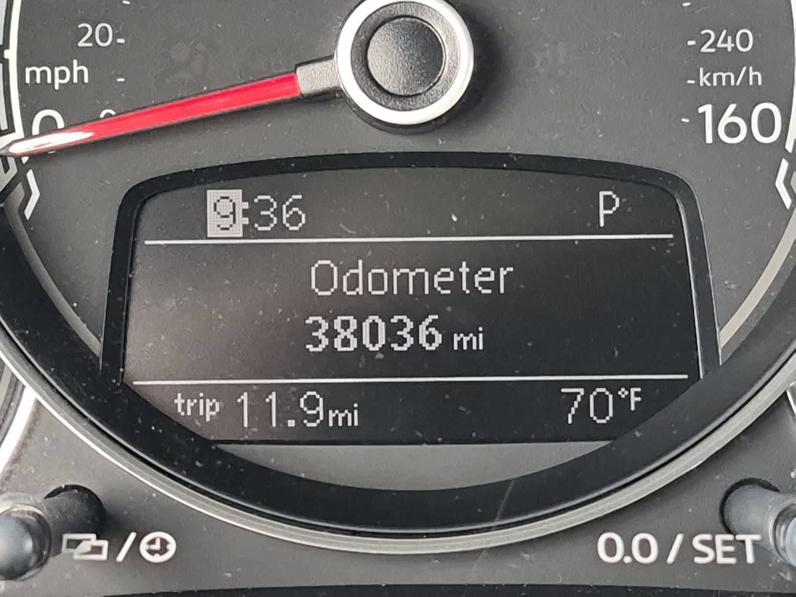 Used 2019 Volkswagen Beetle 2.0T SE FWD image 34