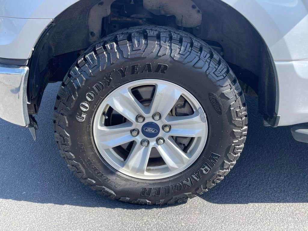 Used 2015 Ford F150 XLT w/ Equipment Group 301A Mid image 12