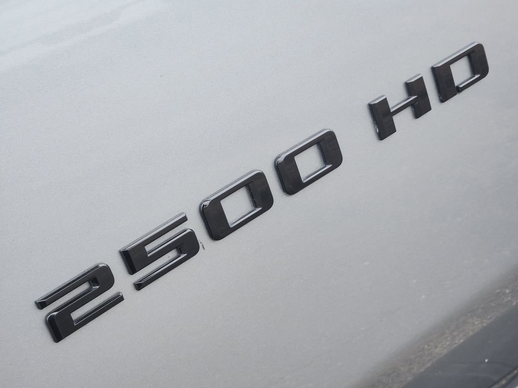 Used 2024 Chevrolet Silverado 2500 Custom w/ Custom Value Package image 13