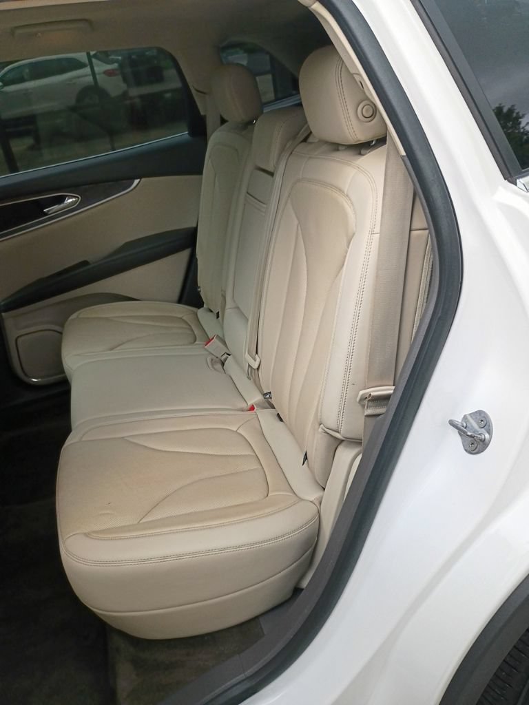 Used 2018 Lincoln MKX Reserve AWD/4WD image 20