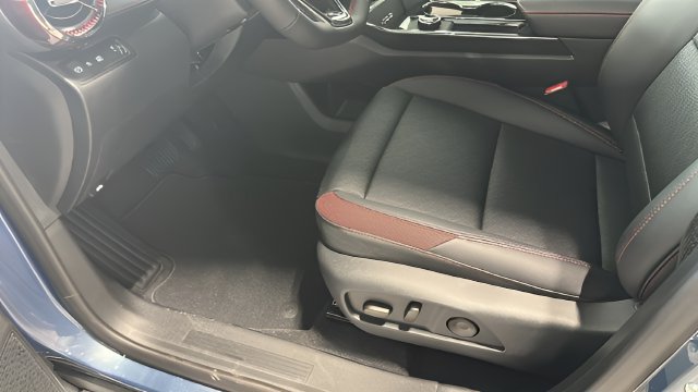 New 2027 Chevrolet Equinox RS FWD image 8
