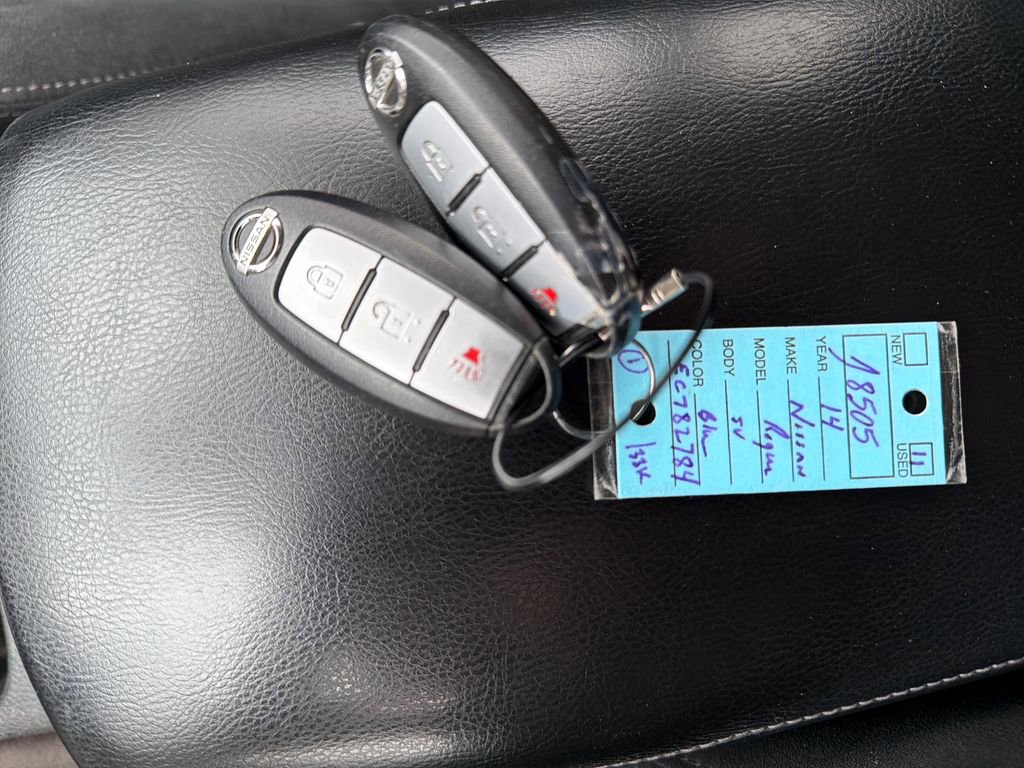 Used 2014 Nissan Rogue SV AWD/4WD image 26