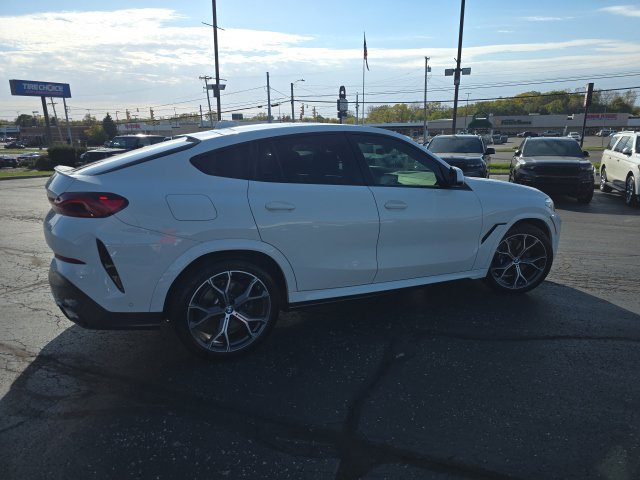 Used 2023 BMW X6 xDrive40i w/ Executive Package AWD/4WD image 8