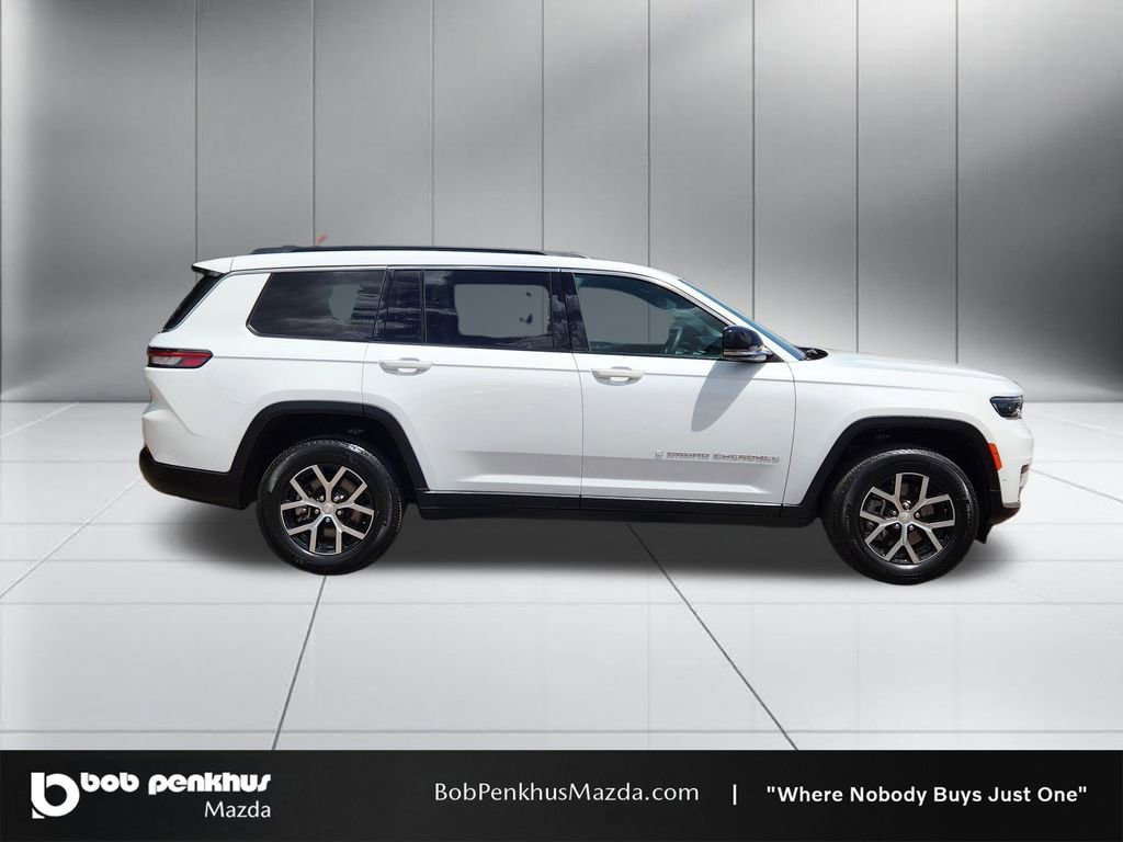 Used 2024 Jeep Grand Cherokee L Limited w/ Luxury Tech Group II AWD/4WD image 24