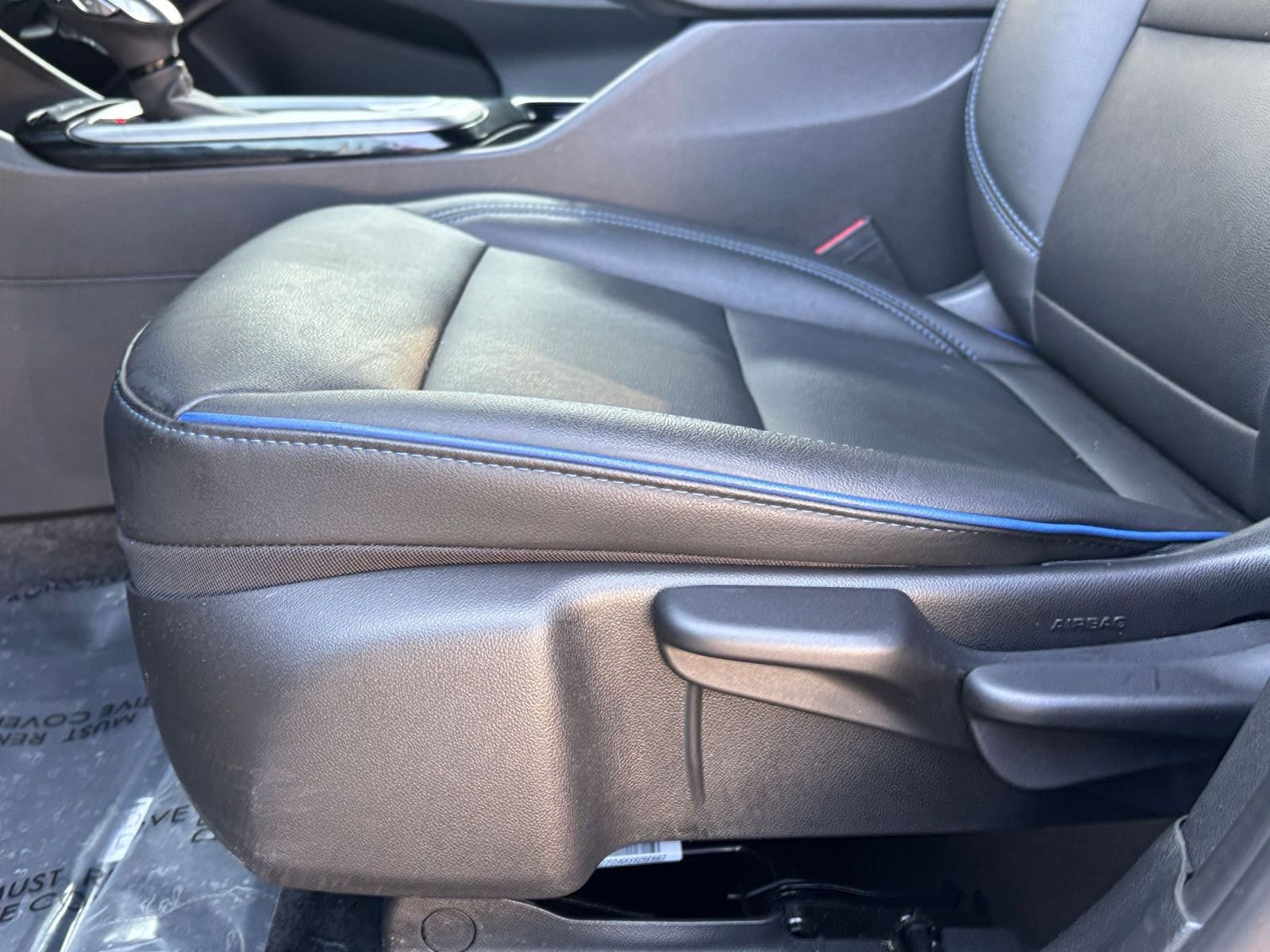 Used 2025 Buick Envista Sport Touring FWD image 28
