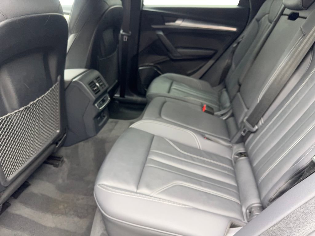 Used 2025 Audi Q5 2.0T Premium image 34