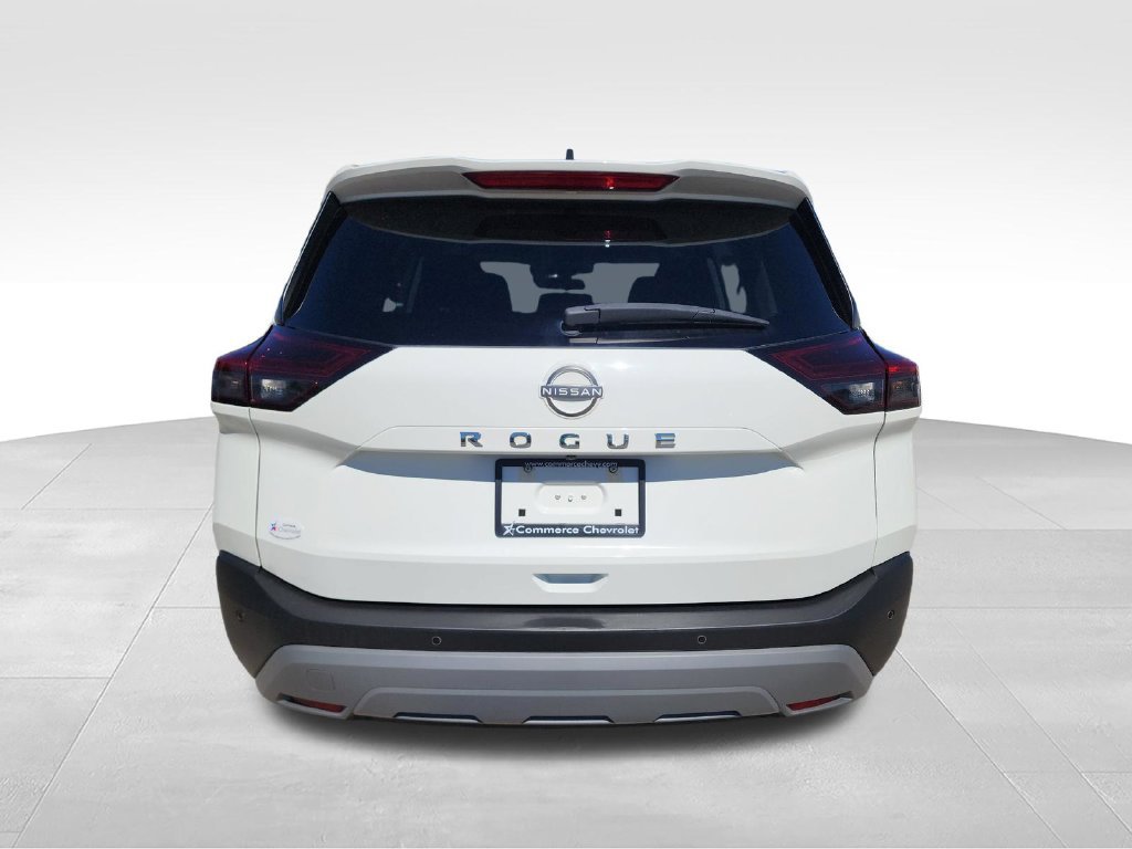 Used 2023 Nissan Rogue S FWD image 10
