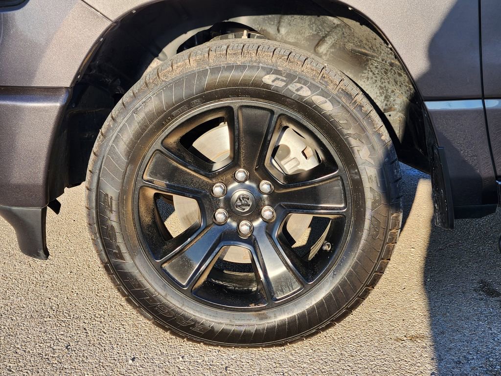 Used 2024 RAM 1500 Lone Star image 10