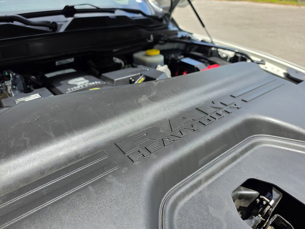 Used 2024 RAM 2500 Limited w/ Towing Technology Group image 27
